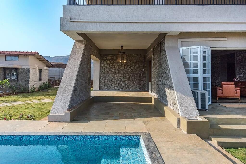 Stone Mansion By Phoenix Stays Igatpuri Zewnętrze zdjęcie