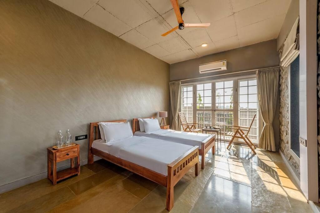 Stone Mansion By Phoenix Stays Igatpuri Zewnętrze zdjęcie