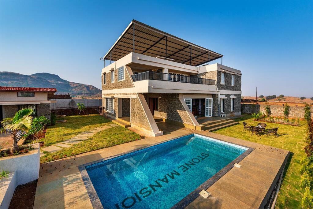 Stone Mansion By Phoenix Stays Igatpuri Zewnętrze zdjęcie