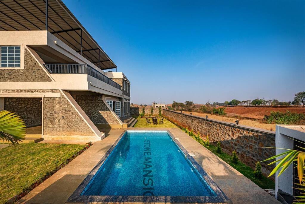Stone Mansion By Phoenix Stays Igatpuri Zewnętrze zdjęcie