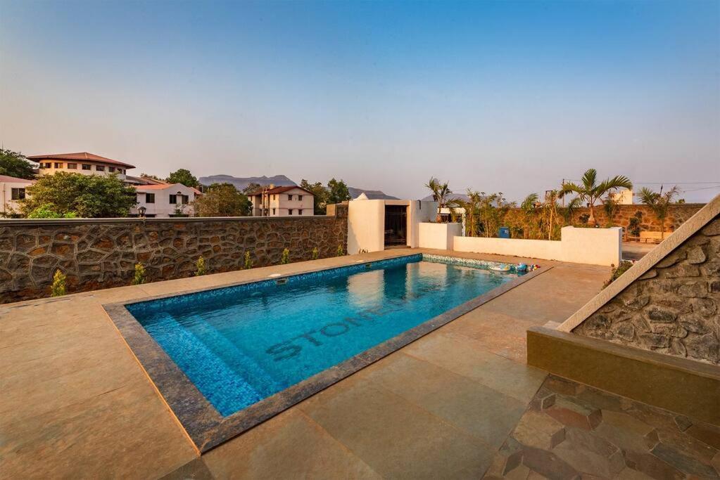 Stone Mansion By Phoenix Stays Igatpuri Zewnętrze zdjęcie