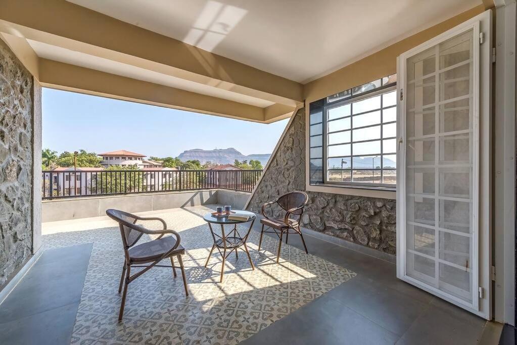 Stone Mansion By Phoenix Stays Igatpuri Zewnętrze zdjęcie