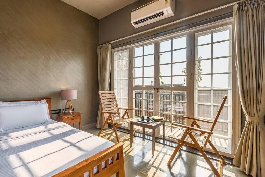Stone Mansion By Phoenix Stays Igatpuri Zewnętrze zdjęcie